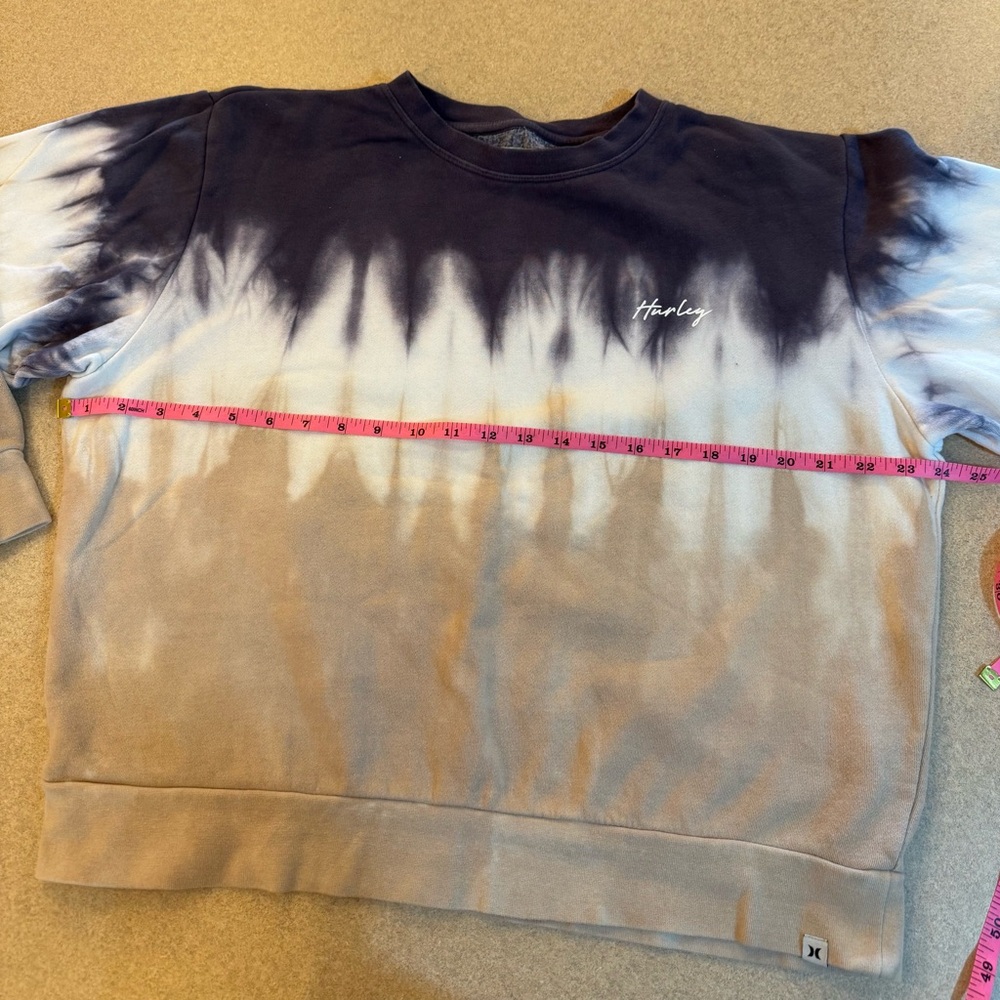 Hurley Blue and Tan Tie-Dye Sweatshirt - Picture 4 of 6